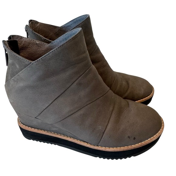 Eileen Fisher Shoes - Eileen Fisher Clapton Gray‎ Graphite Nubuck Leather Wedge Bootie S1 Sz 5